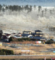 Tsunami enkazları Alaska kıyılarında