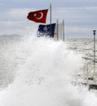 Valilikten İzmirliler'e fırtına uyarısı