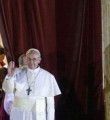 Vatikan'da beyaz duman: Yeni Papa seçildi
