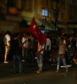 Adana'da karşıt görüşlü gruplar karşı karşıya geldi