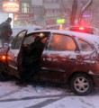 Ankara'da kar yağışı  ulaşımı kilitledi