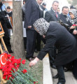 Diyarbakır Gaffar Okkan'ı gözyaşlarıyla andı