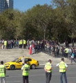 Gezi parkı kapatıldı, polis müdahale etti