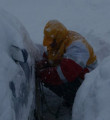 Kartepe’de kar kalınlığı 2 metreye yaklaştı