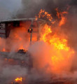 MHP'nin seçim otobüsü alev alev yandı