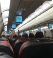 Yıldırım isabet eden uçaktaki panik kamerada İZLE