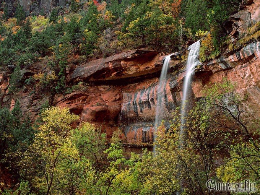 Emerald Pools Waterfall, Zion National Park, Utah